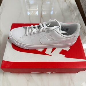 Nike court legacy White Low Top Sneakers - Sleek All-White Designn